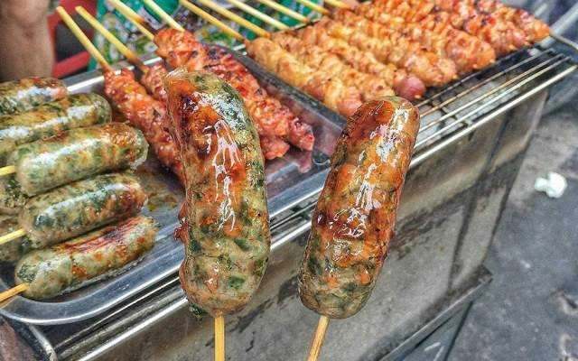 Ăn vặt Dồi Nướng - Đê Trần Khát Chân