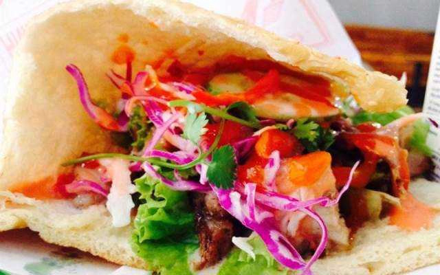 Ăn vặt Doner Kebab Aji - Nguyễn Hữu Thọ