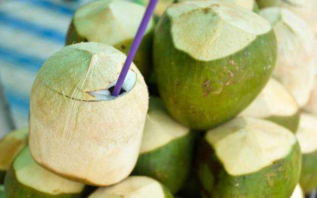 Ăn vặt Dừa Lạnh