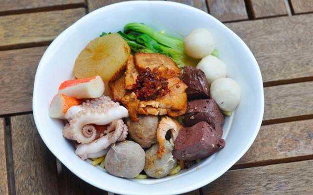 Ăn vặt Đường Bá Hổ Dessert - Mì Xe Đẩy Hồng Kông