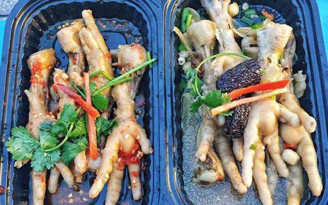 Ăn vặt Đường Ray Quán - Chân Gà Tàu Xì
