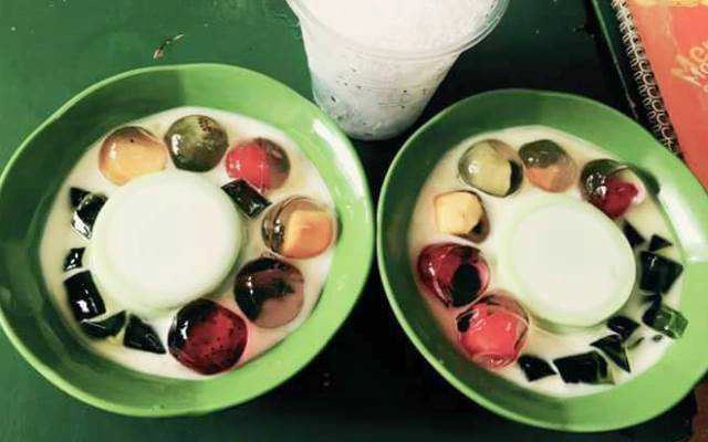 Ăn vặt Funny Monkey - Chè Trái Cây & Fastfood - Hoàng Văn Thụ