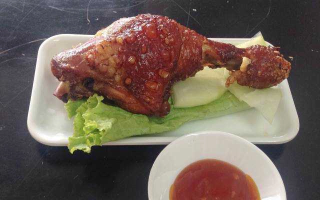 Ăn vặt Gà Quay Phú Lợi