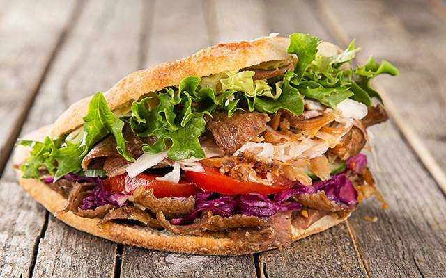 Ăn vặt Gia Thành Kebab - 53 Nguyễn Thông
