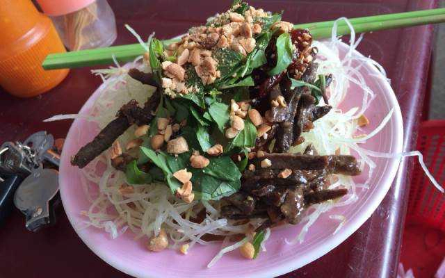 Ăn vặt Gỏi Gan & Bánh Tráng Trộn