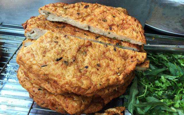 Ăn vặt HaLal - Chả Cá Thu Bao Ngon - Nam Kỳ Khởi Nghĩa