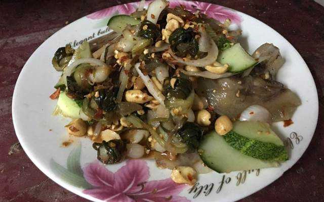 Ăn vặt Hến Xào - Gân Kiệu & Trìa Hấp