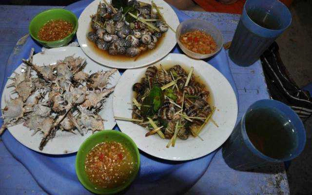 Ăn vặt Hoài - Ốc Đủ Món