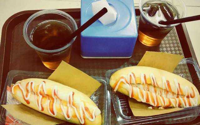 Ăn vặt Hotdog Station