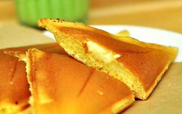 Ăn vặt Hot Dog Đồng Đen