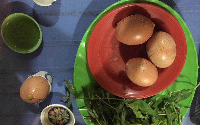 Ăn vặt Hột Gà Nướng Hà Nội