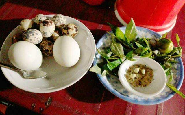 Ăn vặt Hột Vịt Lộn , Trứng Vữa & Trứng Cút Lộn