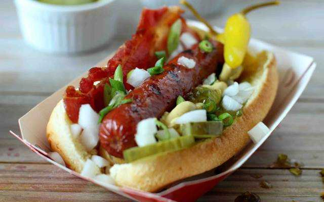 Ăn vặt Hotdog Dương