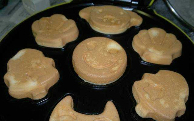 Ăn vặt Hotdog Mini Hình Thú & Trà Sữa