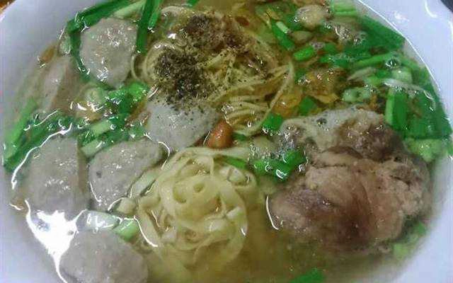 Ăn vặt Hủ tiếu Mì Hẻm 303