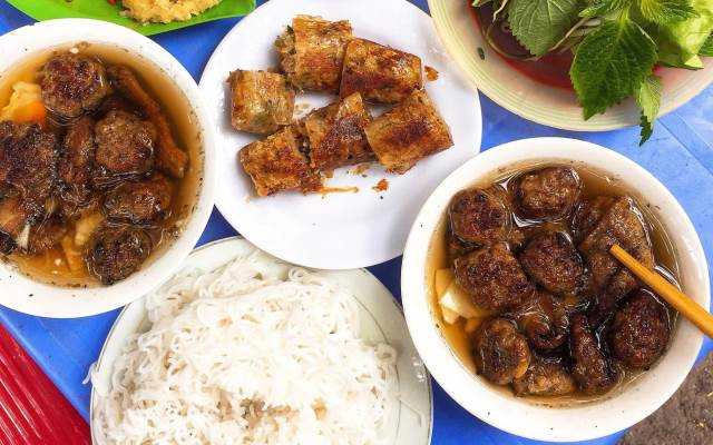 Ăn vặt Hương Linh - Bún Chả & Bún Nem