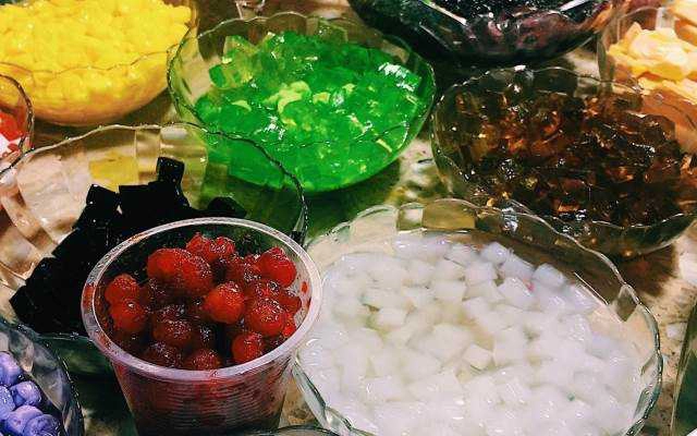 Ăn vặt Hương Phố Mới - Sữa Chua & Chè Các Loại