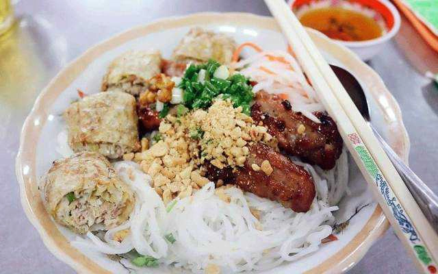 Ăn vặt Hương Quê 77 - Bún Nem Nướng & Bánh Cuốn Nem Nướng