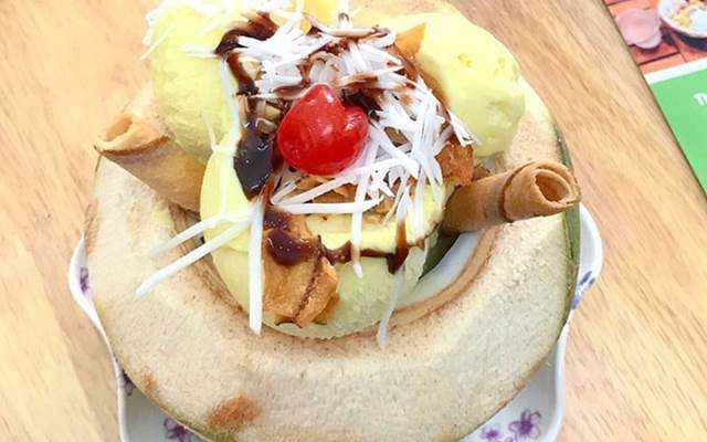 Ăn vặt Kem Bốn Mùa