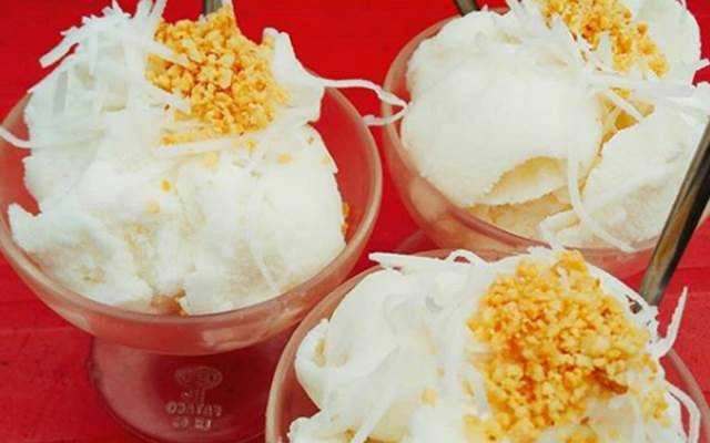 Ăn vặt Kem Chợ Đêm