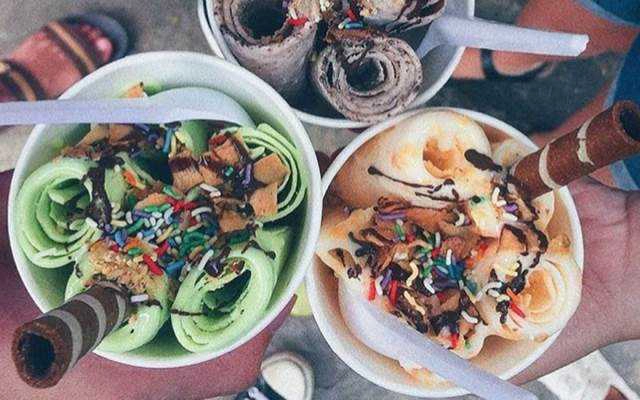 Ăn vặt Kem Cuộn & Gà Rán Five Star