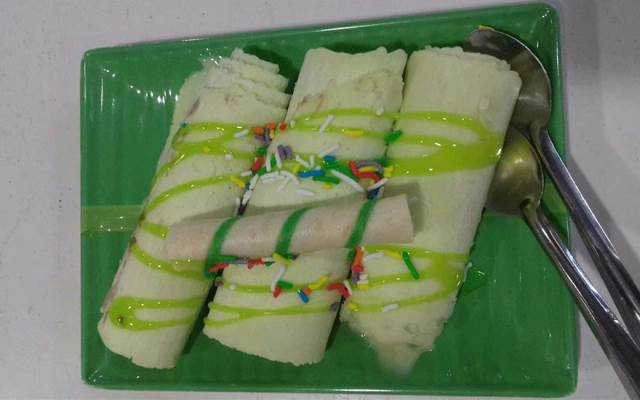 Ăn vặt Kem Cuộn Thái Lan - Đường Số 3