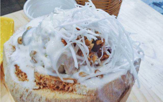 Ăn vặt Kem Dừa Vỉa Hè