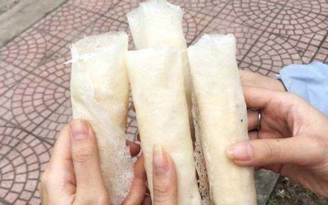 Ăn vặt Kem Ốc Quế & Bò Bía Ngọt - Đường 30 Tháng 10