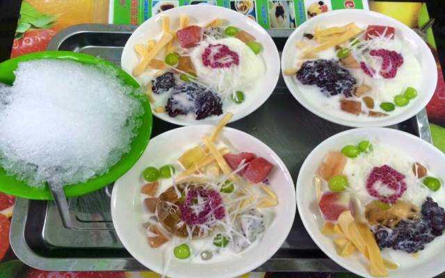 Ăn vặt Kem Trà Huyền Linh
