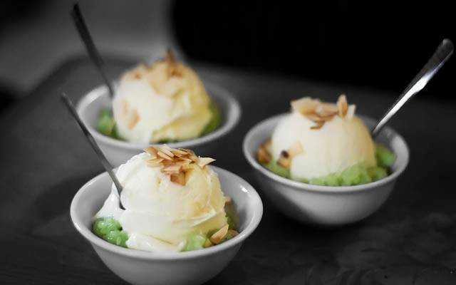 Ăn vặt Occhi - Chè Thái Lan