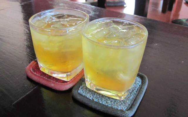 Ăn vặt Khu Trà Đá Ven Hồ Tây - Quảng An