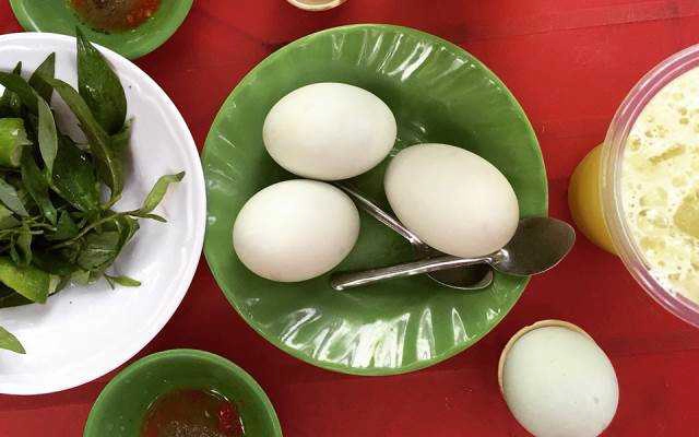 Ăn vặt Kim Thảo - Hột Vịt Lộn
