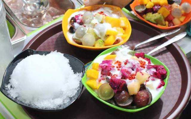 Ăn vặt Lắk Lắk - Hoa Quả Dầm Tự Chọn