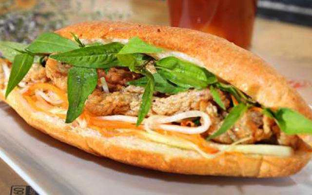 Ăn vặt Long Hải - Bánh Mì & Nước Mía