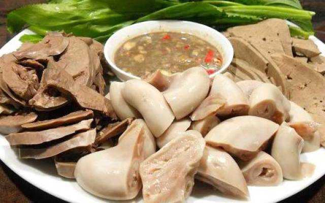 Ăn vặt Lòng & Nộm Lòng - Phùng Hưng