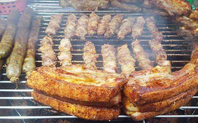 Ăn vặt Lòng & Thịt Nướng Lu - Chợ Gia Lâm