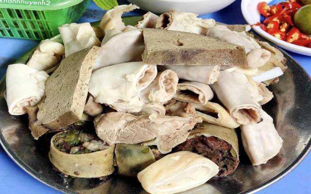 Ăn vặt Lòng Chần Cháo - Láng Hạ