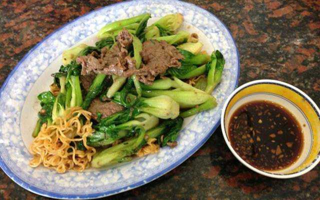 Ăn vặt Mì & Nui Xào Bò - Lê Hồng Phong