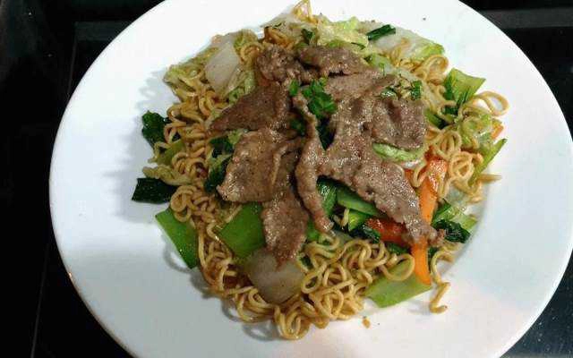Ăn vặt Mì Xào, Cơm Chiên & Hủ Tiếu - Phạm Phú Thứ