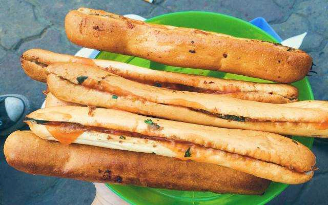 Ăn vặt Mickey - Trà Sữa & Bánh Mì Que