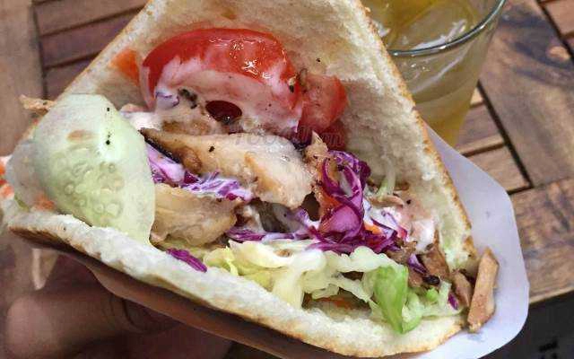 Ăn vặt Đức Đức - Doner Kebab & Hot Dog