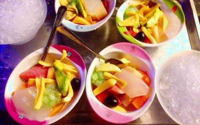 Ăn vặt Mộc Quán - Hoa Quả Dầm & Bún Đậu Mẹt