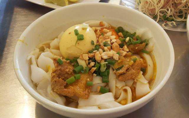 Ăn vặt Mrs Hiền - Cao Lầu & Mì Quảng