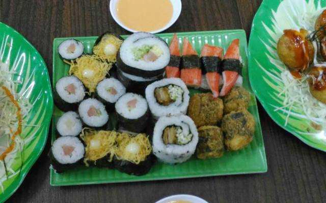 Ăn vặt Nai Food - Sushi Viên & Kimbap