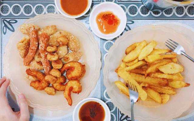 Ăn vặt Nem Chua & Cá Viên Chiên - Ngõ Quỳnh