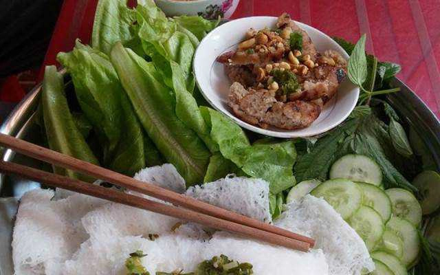 Ăn vặt Nem Nướng A Hoàng