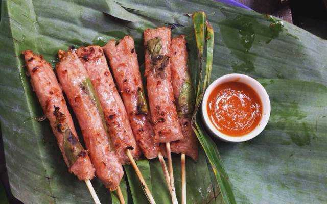 Ăn vặt Nem Nướng Cây Me