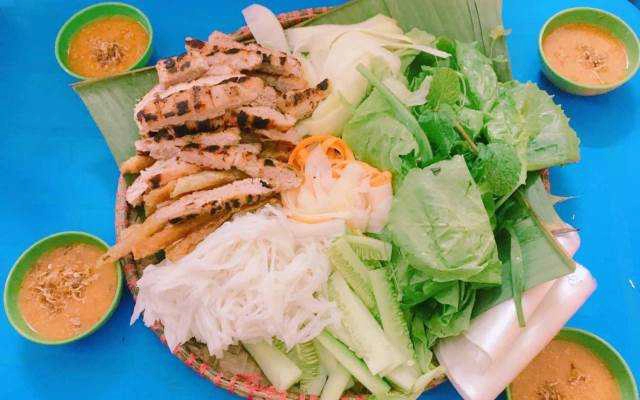 Ăn vặt Nem Nướng Nha Trang Cô Hơn - Chùa Hà