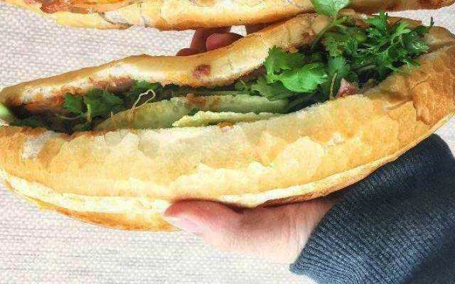 Ăn vặt Ngọc Hân - Bánh Mì Các Loại