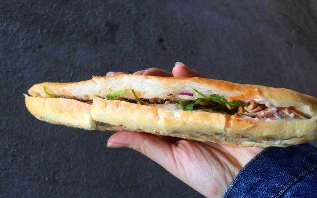 Ăn vặt Nhật Minh - Bánh Mì, Khoai Lắc & Trà Sữa
